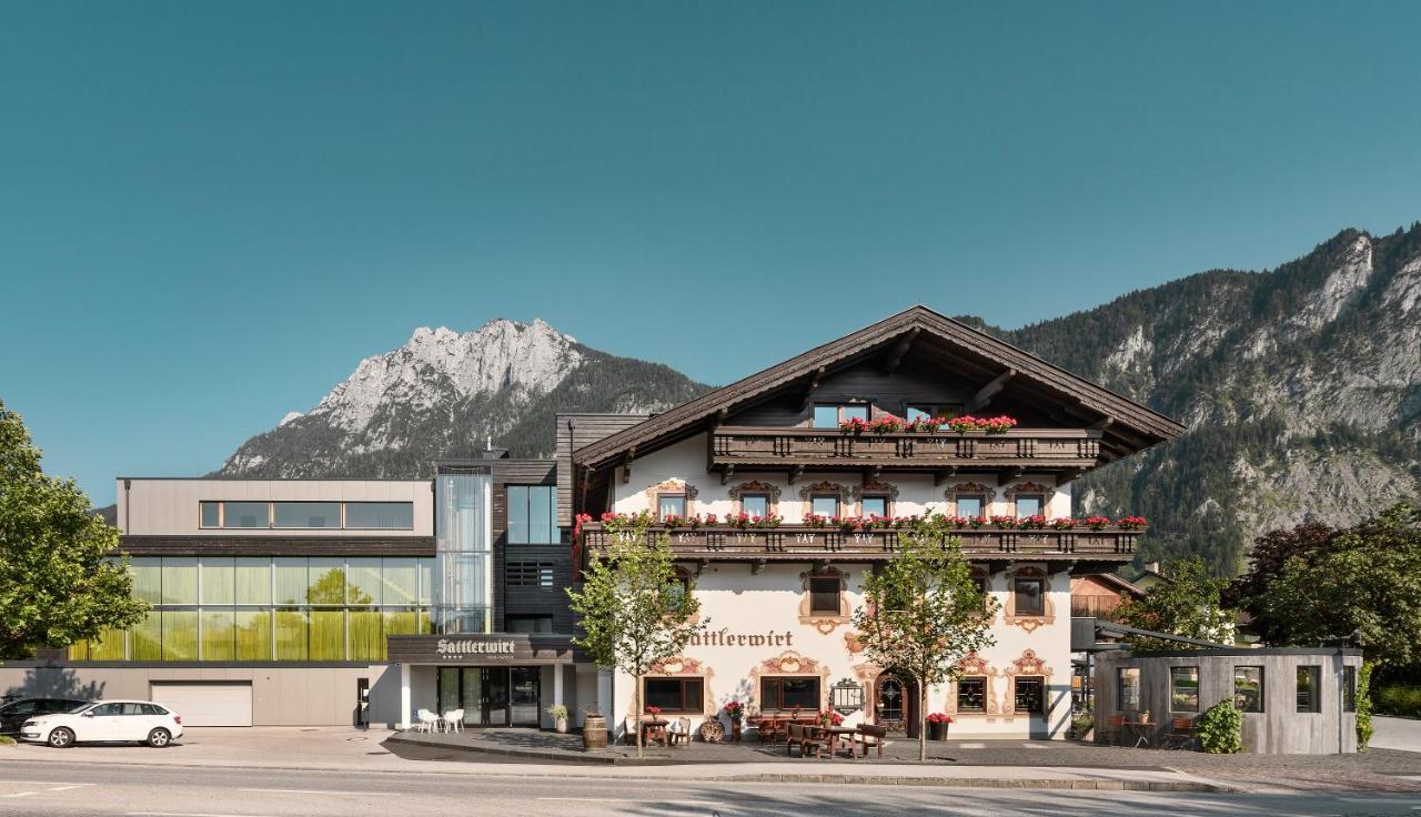 Hotel Wirtshaus Sattlerwirt Ebbs Exteriör bild
