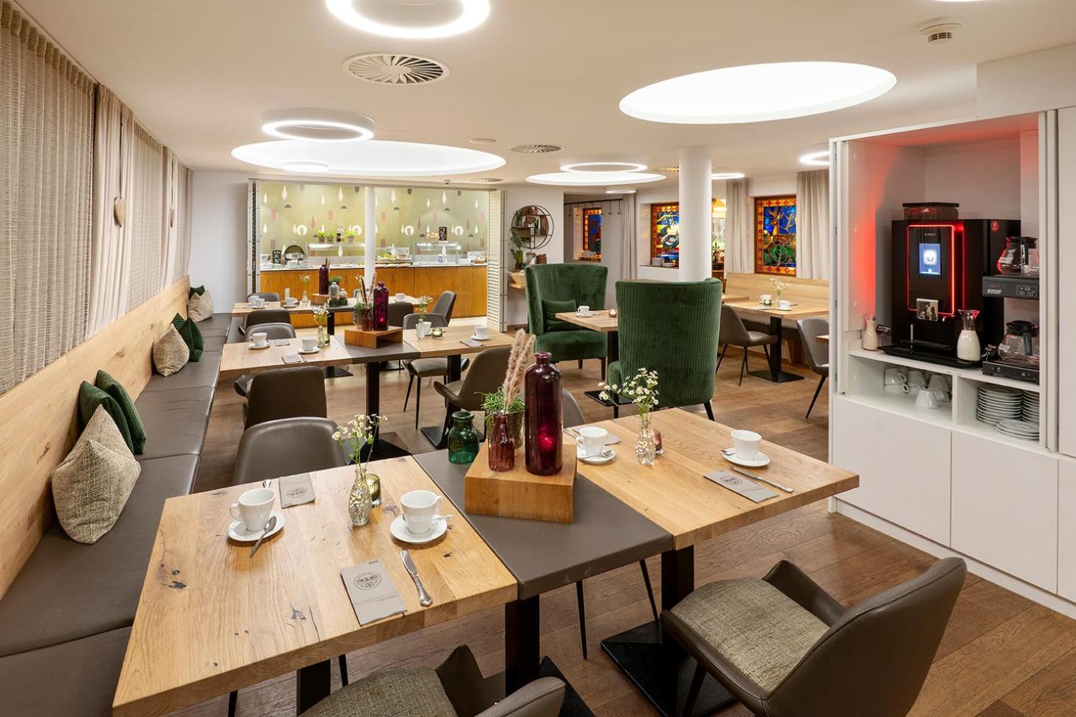 Hotel Wirtshaus Sattlerwirt Ebbs Exteriör bild